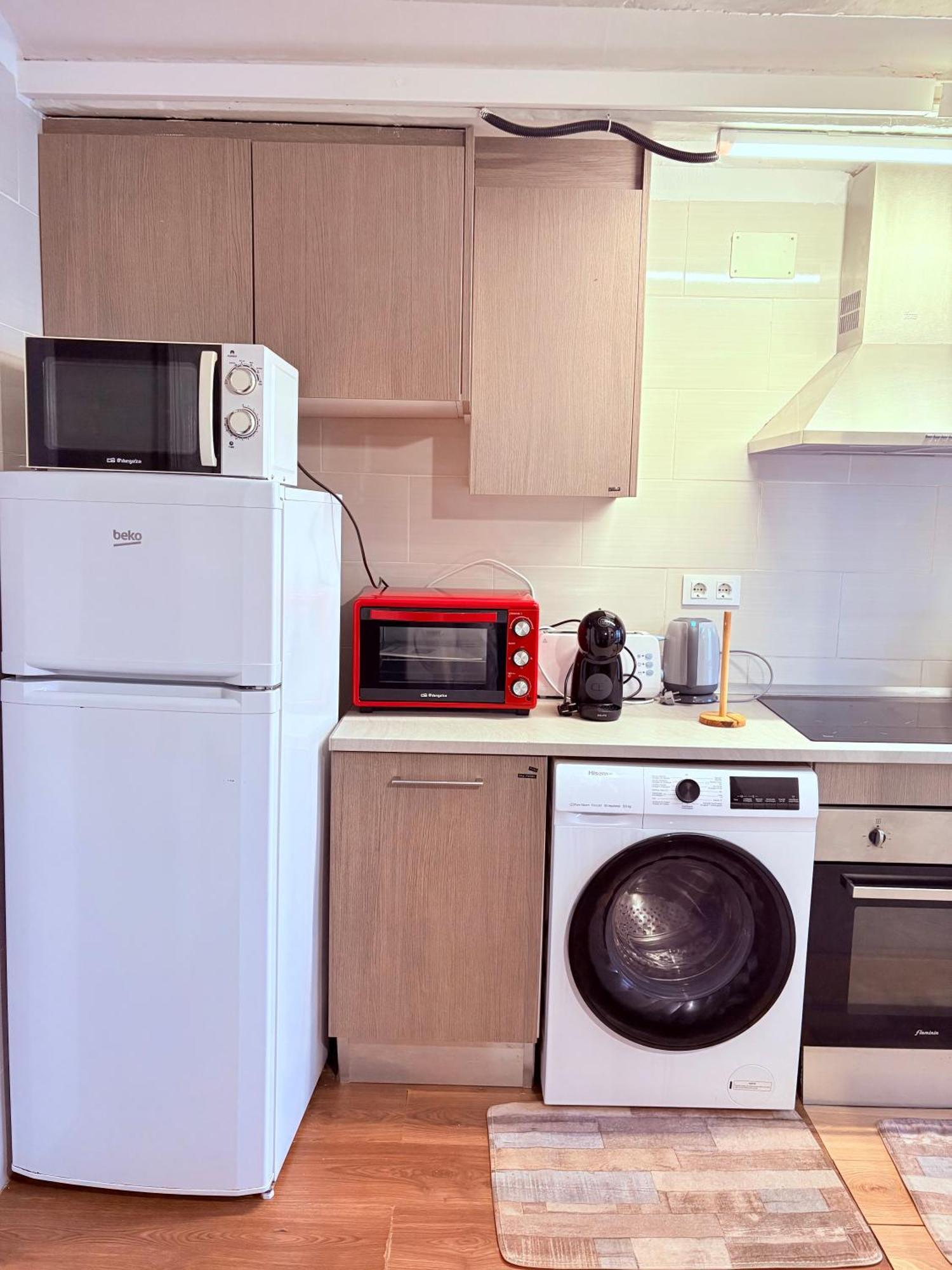 Stunning Flat For 6 People 3 Blocks From The Beach Plus Welcome Breakfast Barcelona Exterior photo