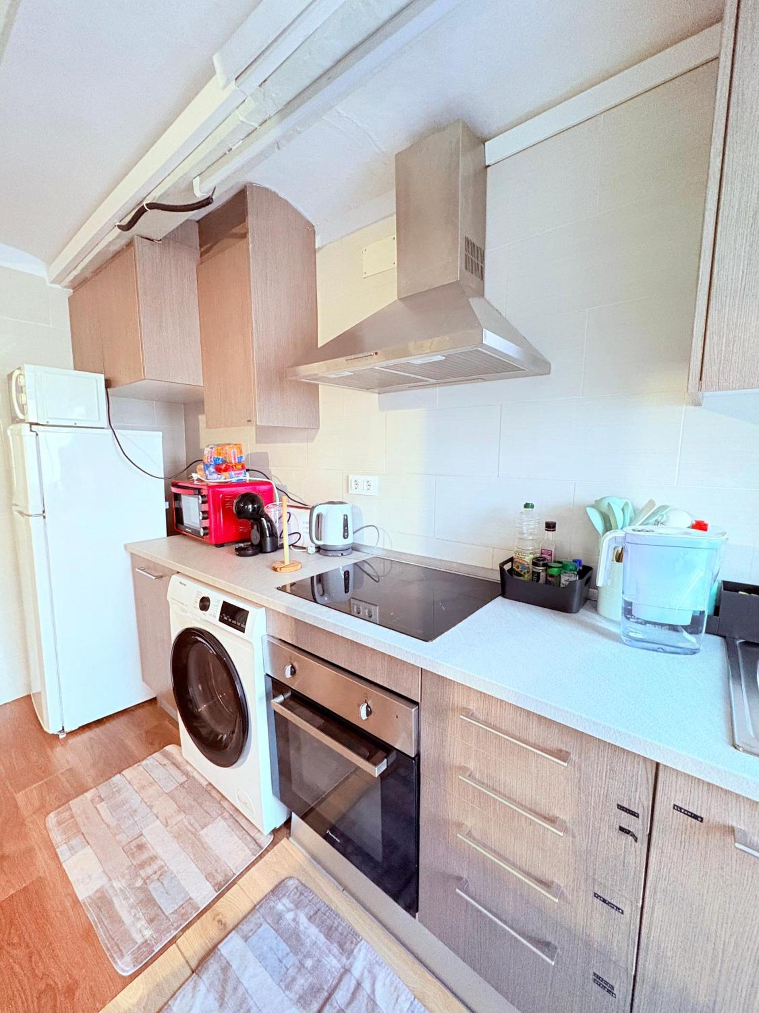 Stunning Flat For 6 People 3 Blocks From The Beach Plus Welcome Breakfast Barcelona Exterior photo