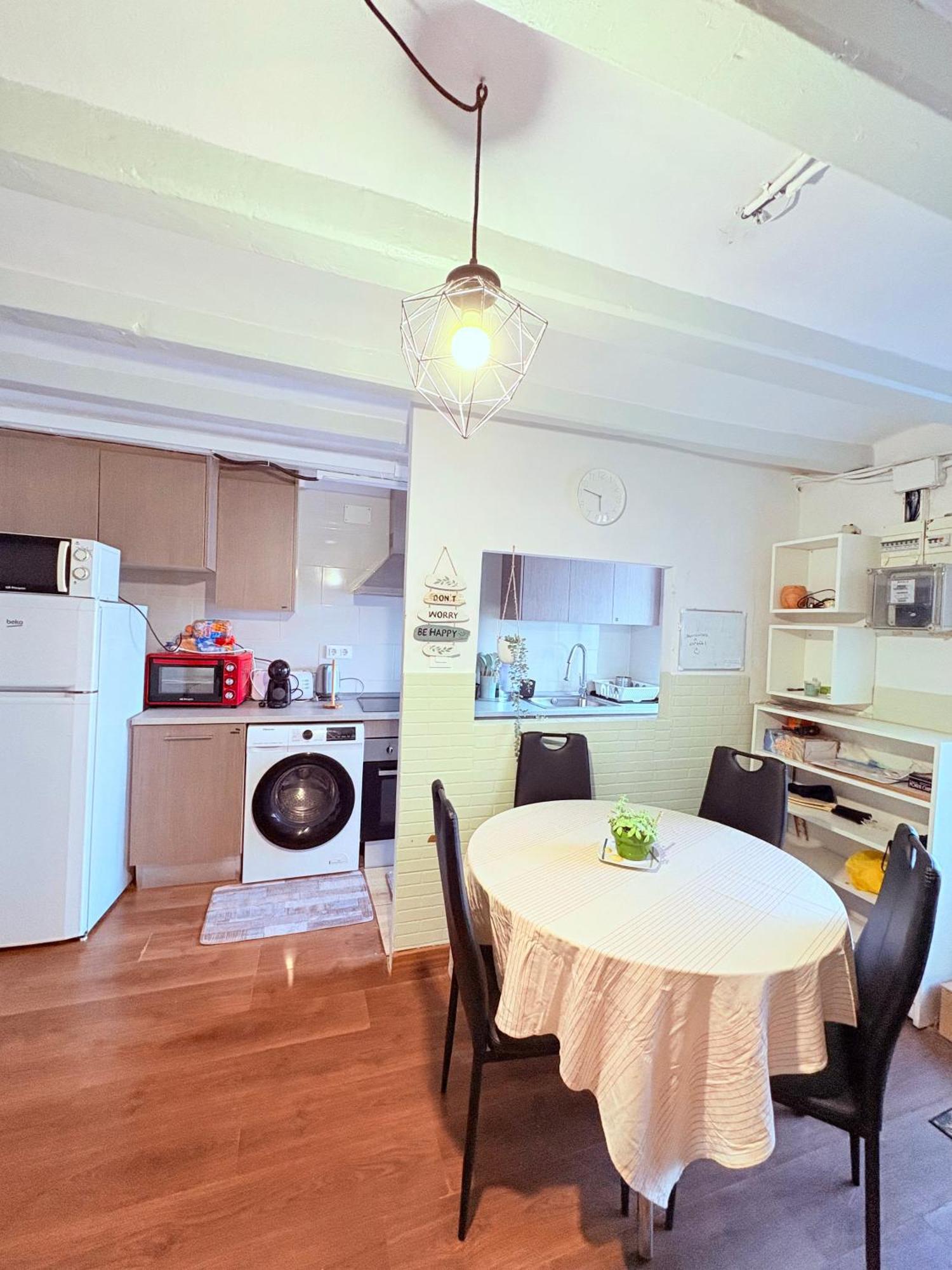 Stunning Flat For 6 People 3 Blocks From The Beach Plus Welcome Breakfast Barcelona Exterior photo
